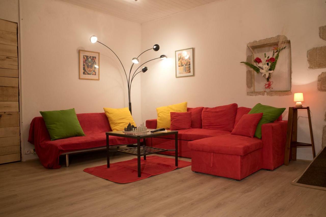 Le Fil Rouge Vila Saint-Pierre-d'Aurillac Exterior foto